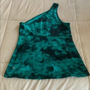 Lululemon workout top